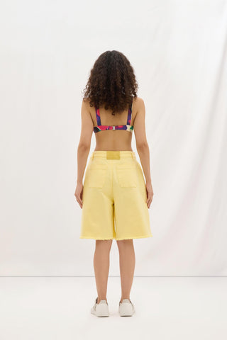 SHORT 002