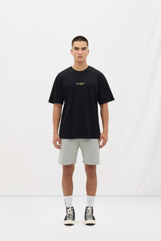 SHORT 001