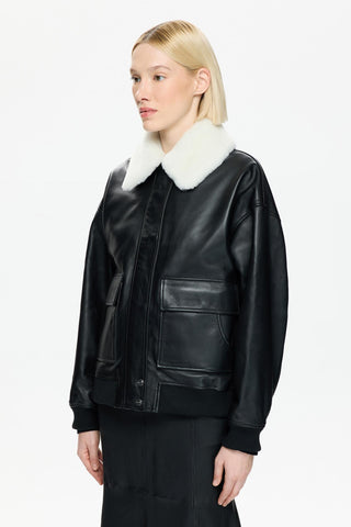 LEATHER JACKET 402