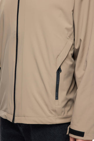 RAINCOAT 402