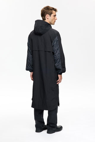 RAINCOAT 403
