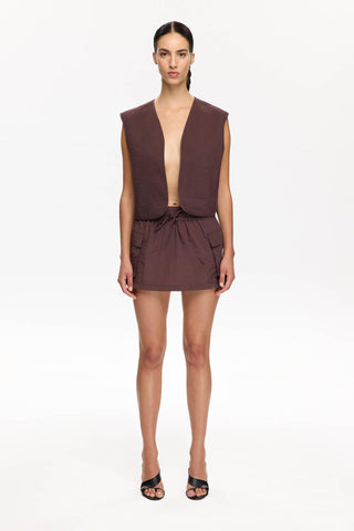 VEST 001