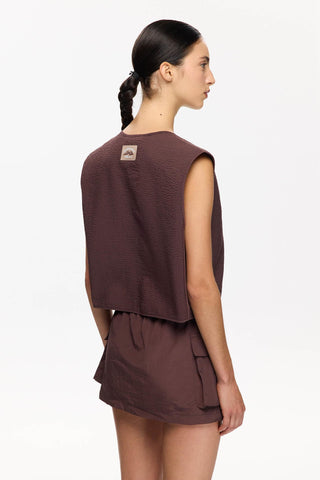 VEST 001