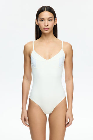 SWIMSUIT 403