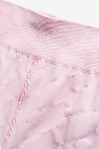 SHORT 001