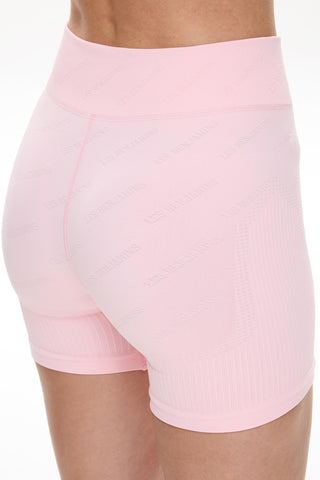 SHORT 001