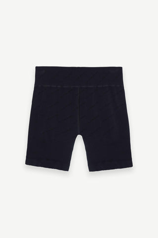 SHORT 002
