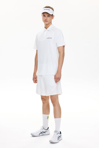 SHORT 002