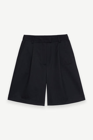 SHORT 009