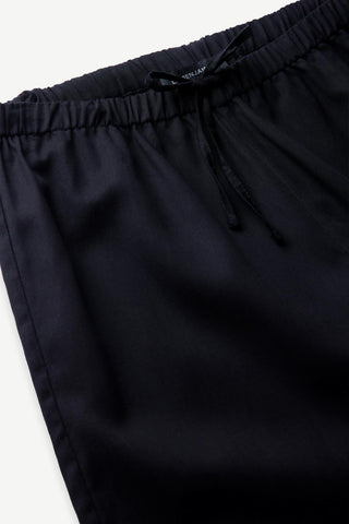 PANT 402