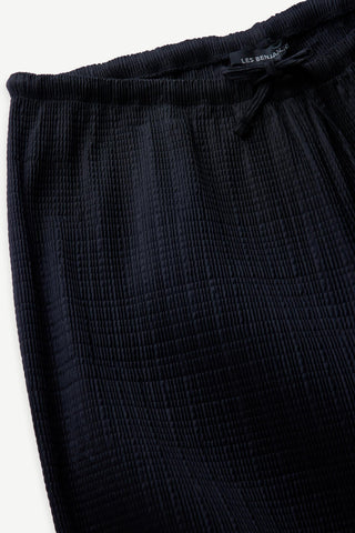 PANT 408