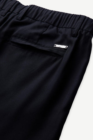 PANT 405