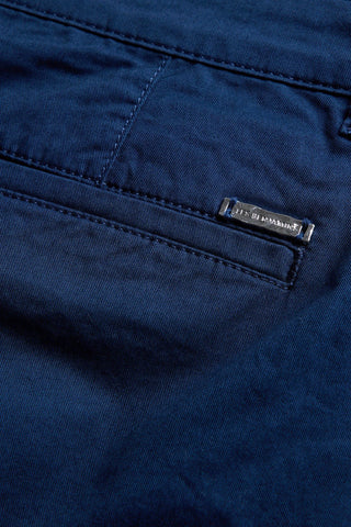 SHORT 412