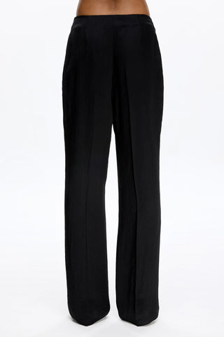 PANT 002