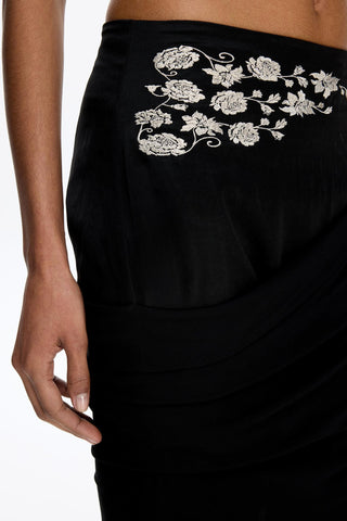 SKIRT 005