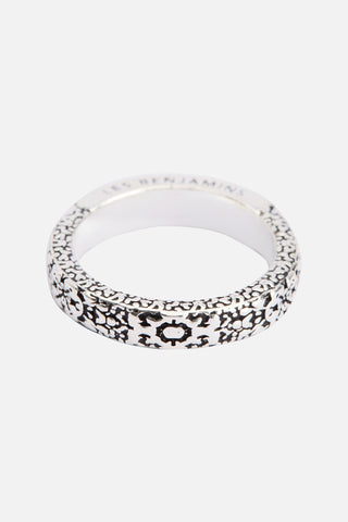 RING 001